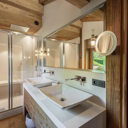 Chalet Chalet Familial Avec Sauna, Proche Remontees Mecaniques, - Fr-1-569-79 *